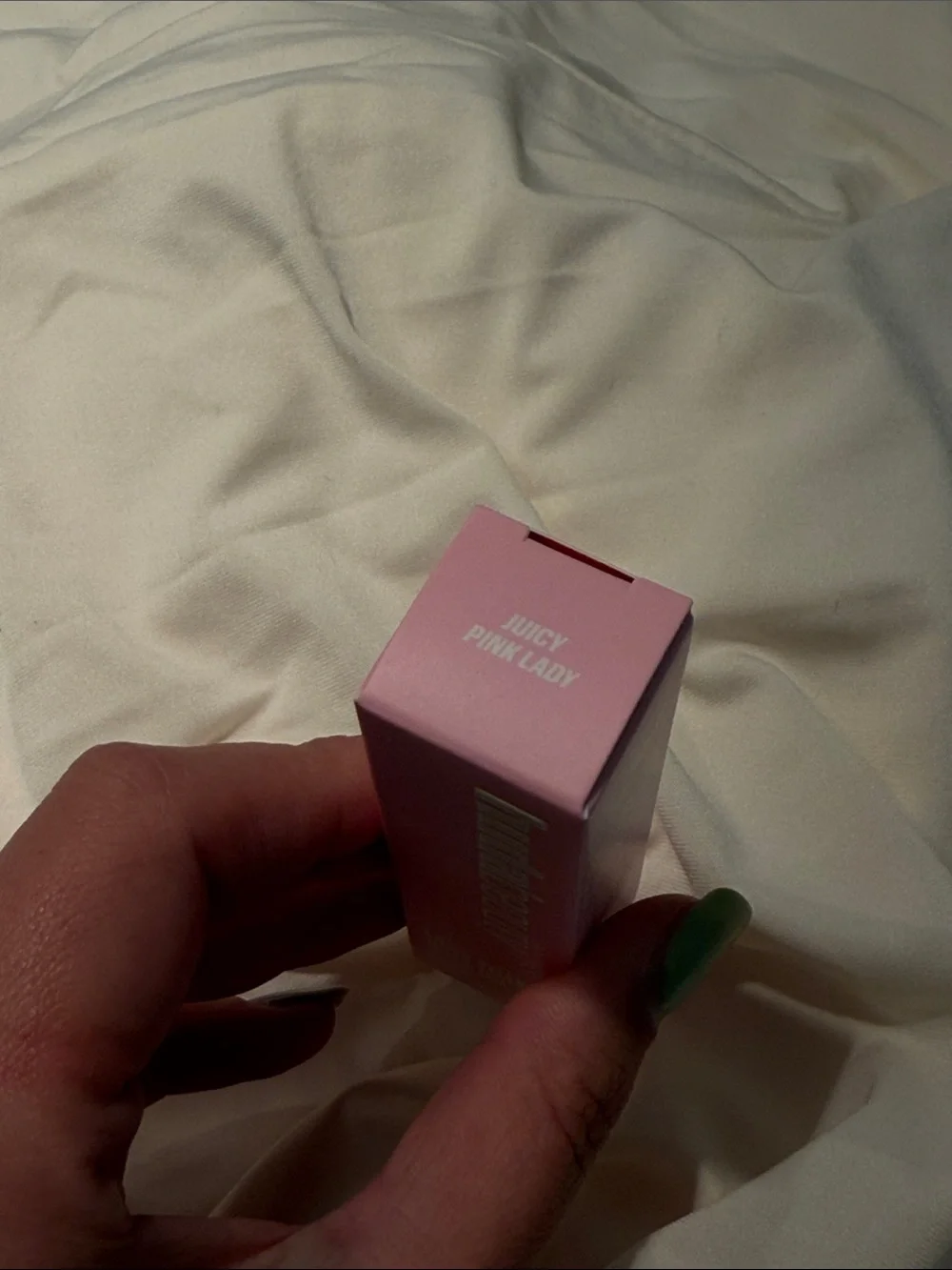 HUDA BEAUTY this flavored